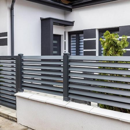 Rubikon Free Parking Apartmani Dusanovac 外观 照片